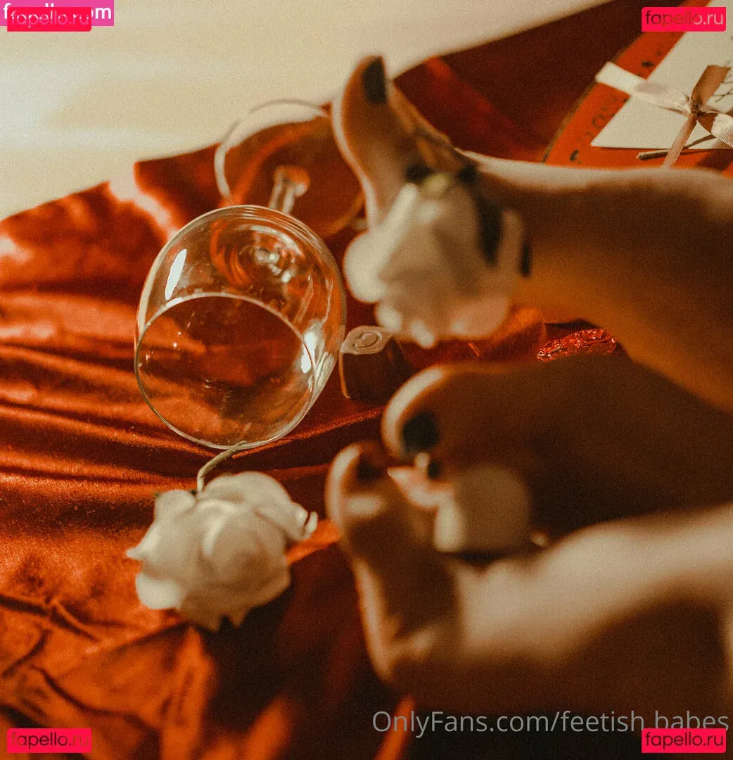 feetish.babes Onlyfans Photo Gallery 