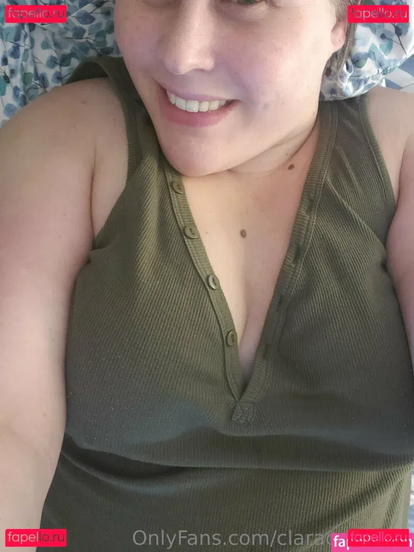 claracrispfree Onlyfans Photo Gallery 