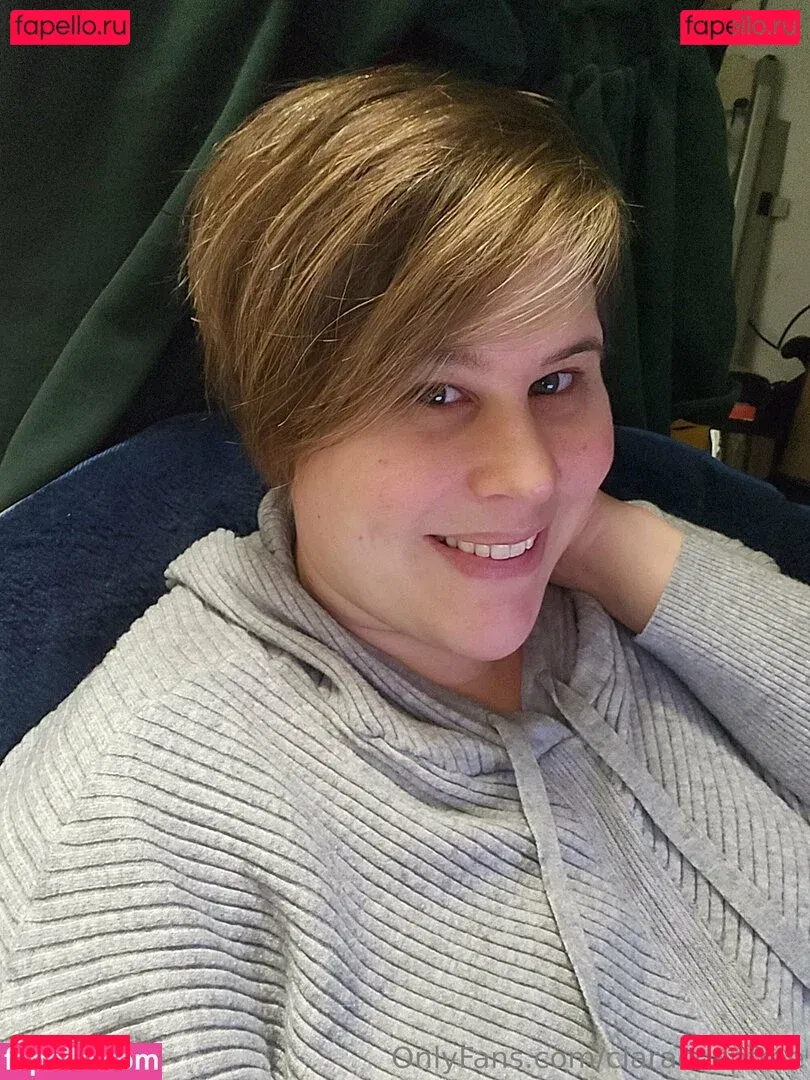 claracrispfree Onlyfans Photo Gallery 