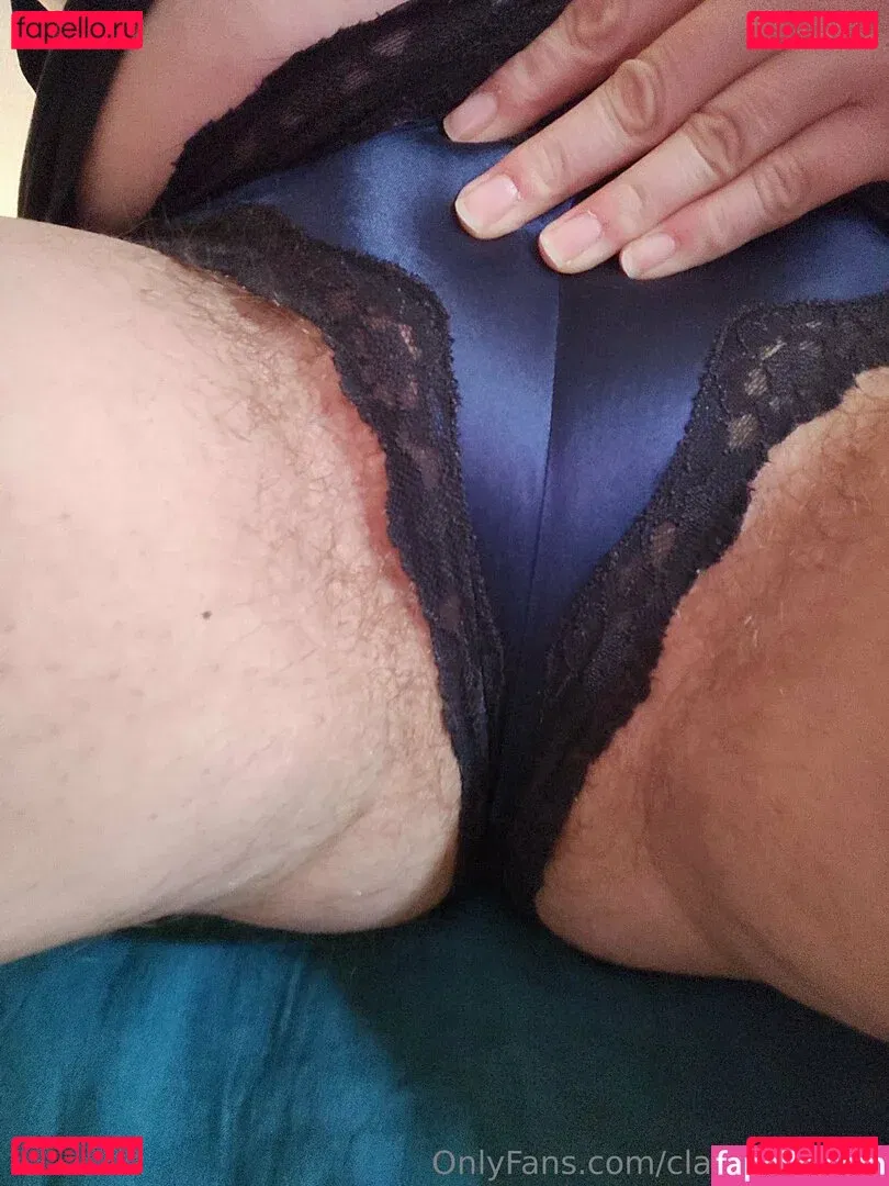 claracrispfree Onlyfans Photo Gallery 