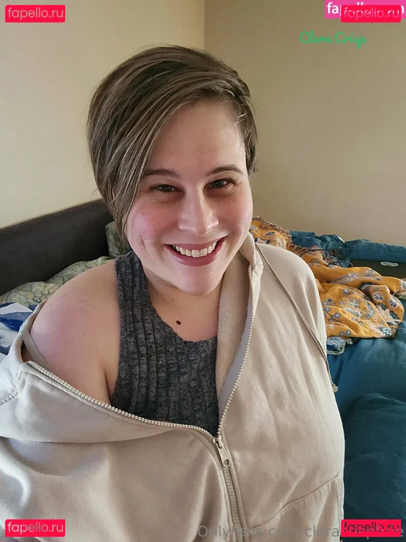 claracrispfree Onlyfans Photo Gallery 