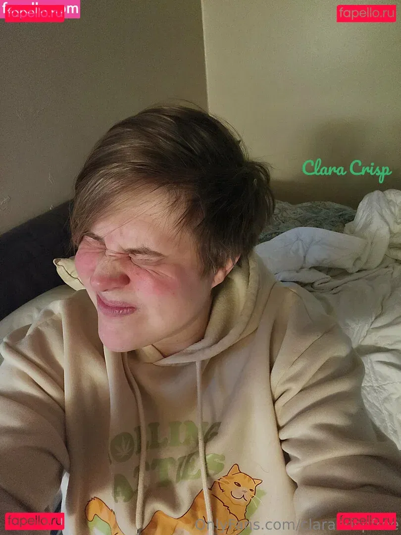 claracrispfree Onlyfans Photo Gallery 