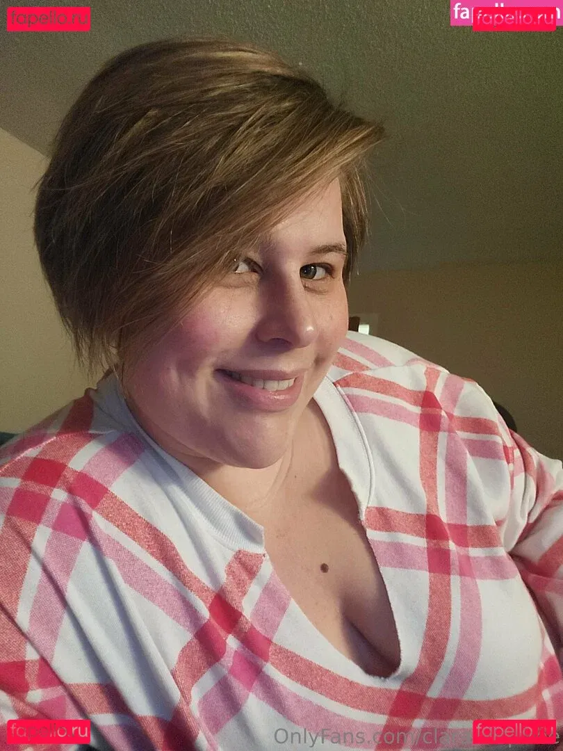 claracrispfree Onlyfans Photo Gallery 