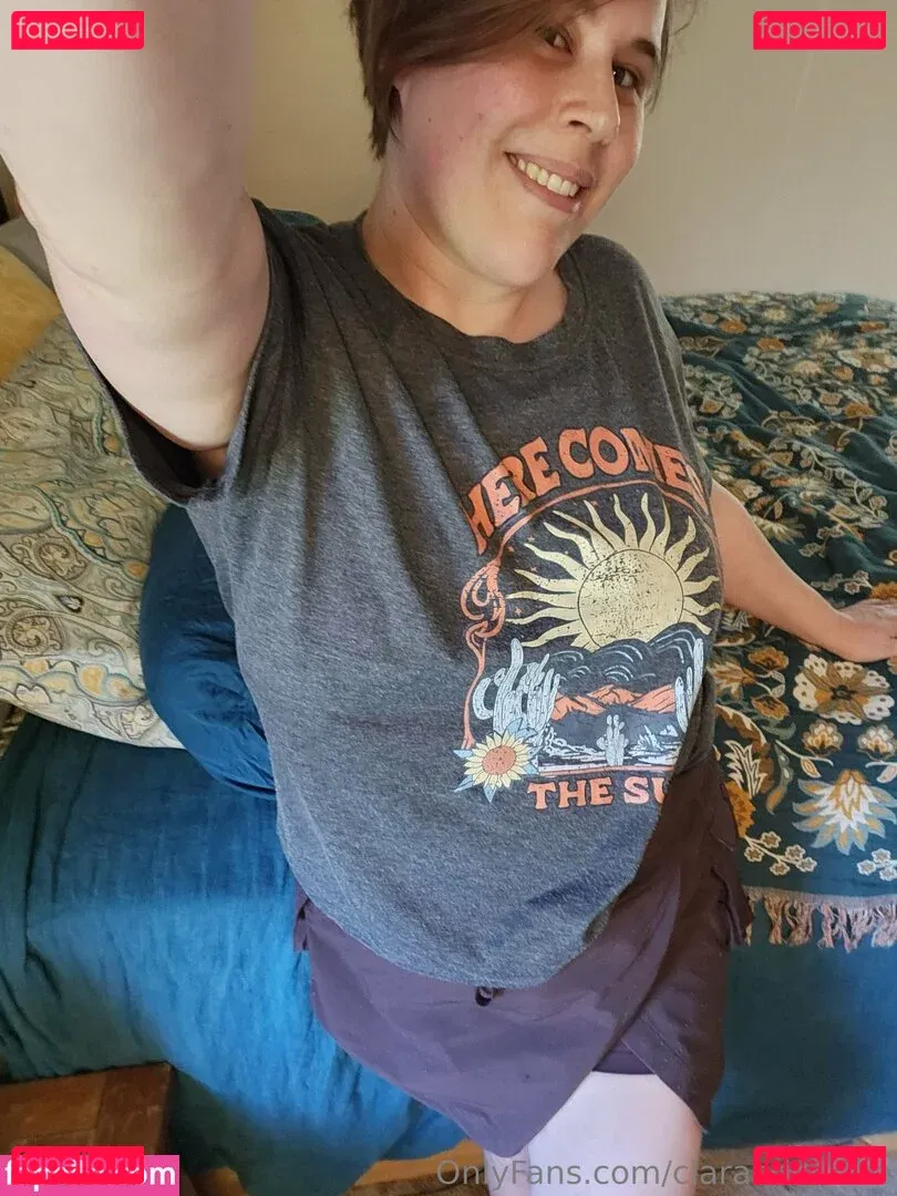 claracrispfree Onlyfans Photo Gallery 