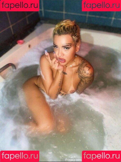 Nabrisa Onlyfans Photo Gallery 