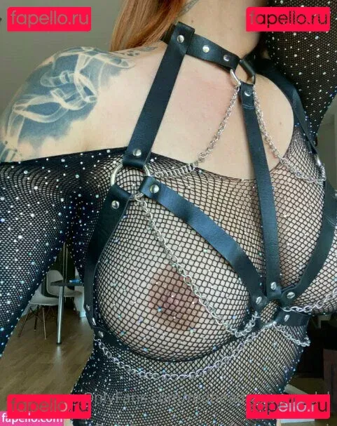 redheadragonmodel Onlyfans Photo Gallery 