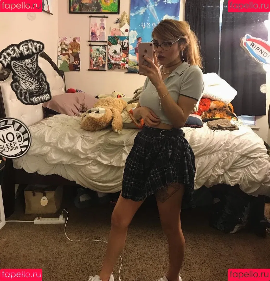 Noodlenom Onlyfans Photo Gallery 