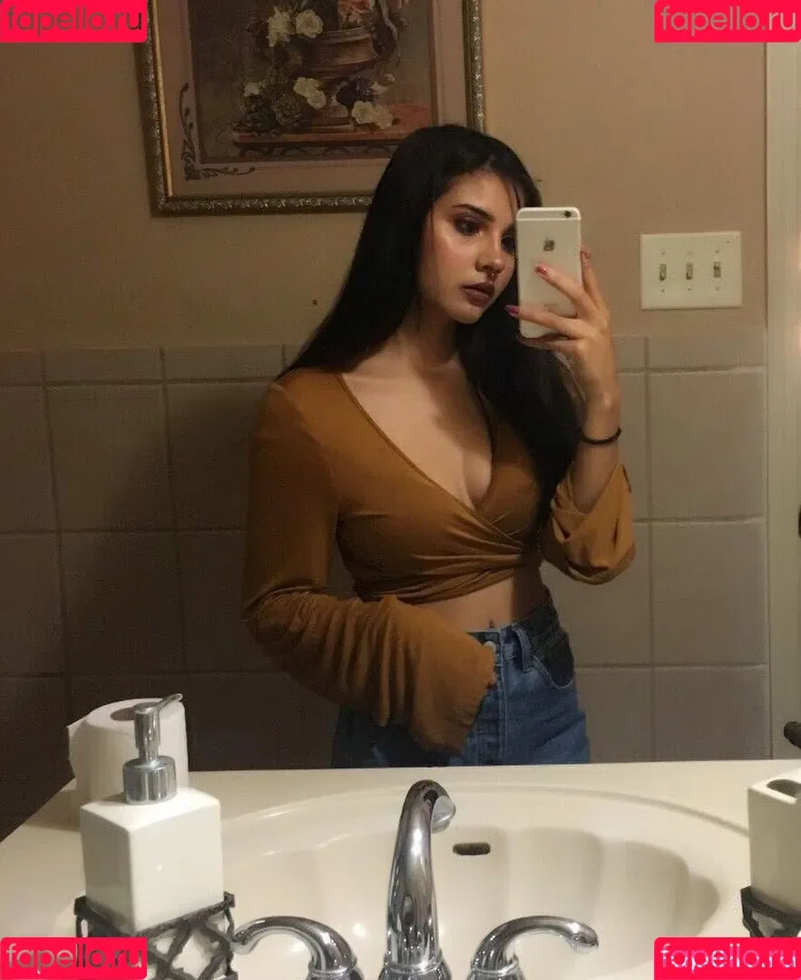Noodlenom Onlyfans Photo Gallery 