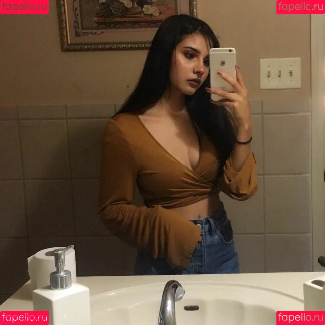 Noodlenom Onlyfans Photo Gallery 