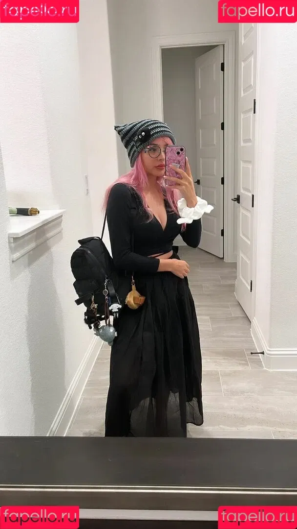 Noodlenom Onlyfans Photo Gallery 