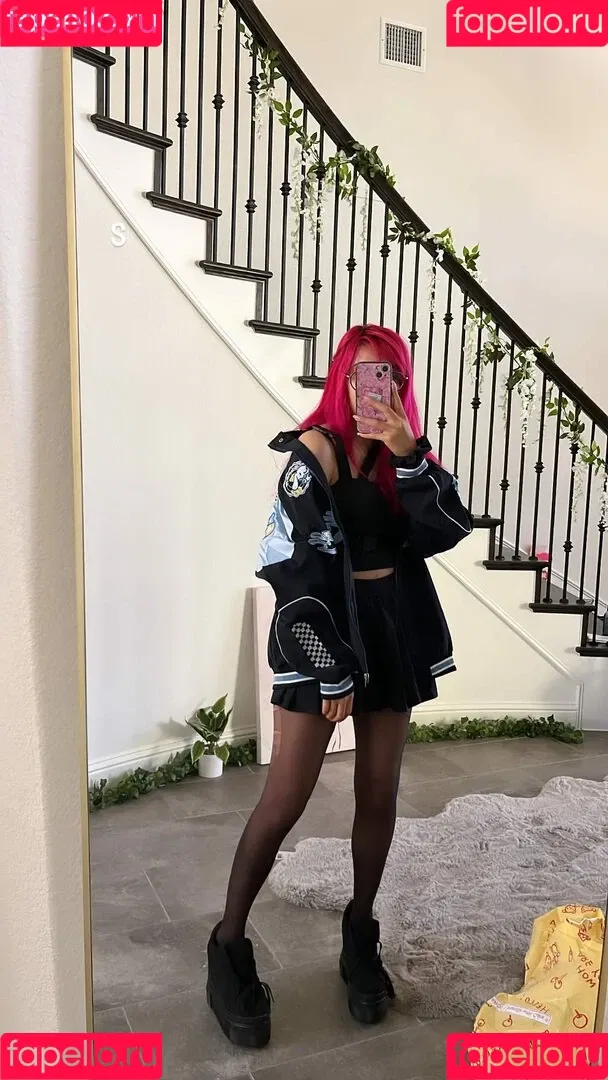 Noodlenom Onlyfans Photo Gallery 