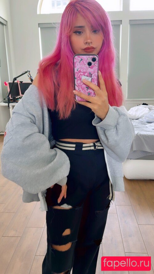 Noodlenom Onlyfans Photo Gallery 