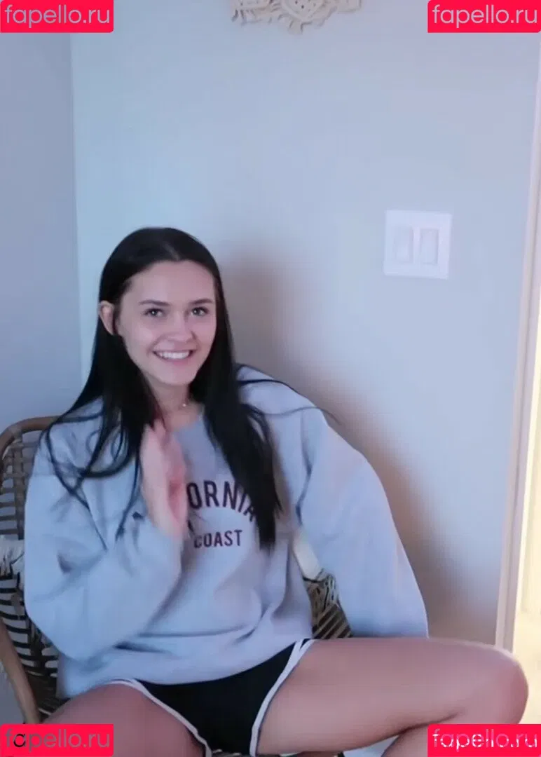 Emma Marie Onlyfans Photo Gallery 