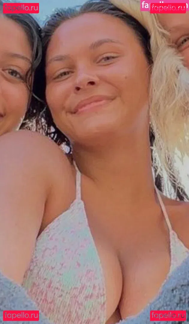 Emma Marie Onlyfans Photo Gallery 