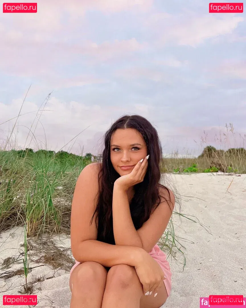 Emma Marie Onlyfans Photo Gallery 