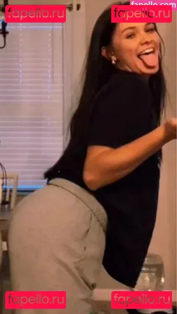 Emma Marie Onlyfans Photo Gallery 