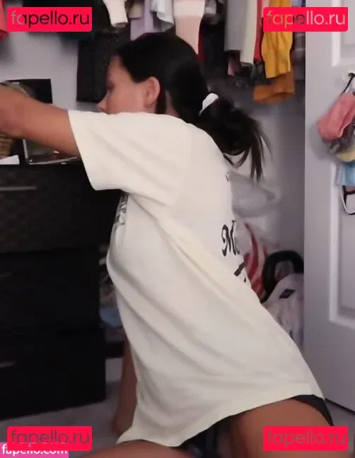 Emma Marie Onlyfans Photo Gallery 