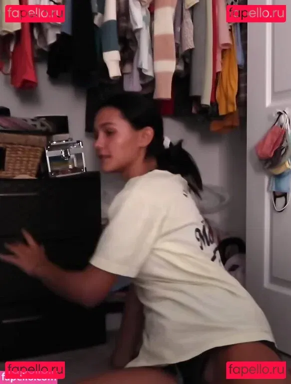 Emma Marie Onlyfans Photo Gallery 