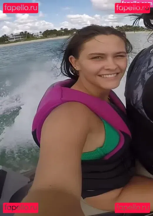 Emma Marie Onlyfans Photo Gallery 