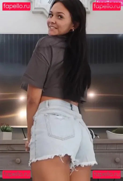 Emma Marie Onlyfans Photo Gallery 