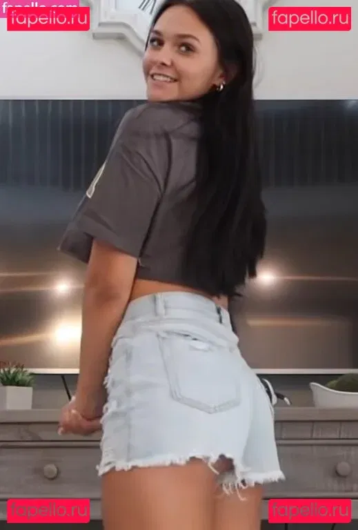 Emma Marie Onlyfans Photo Gallery 