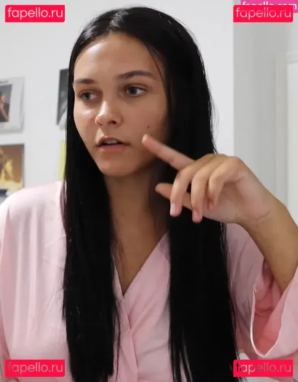 Emma Marie Onlyfans Photo Gallery 