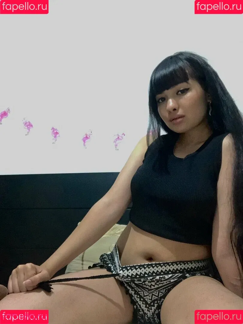 naomieve Onlyfans Photo Gallery 
