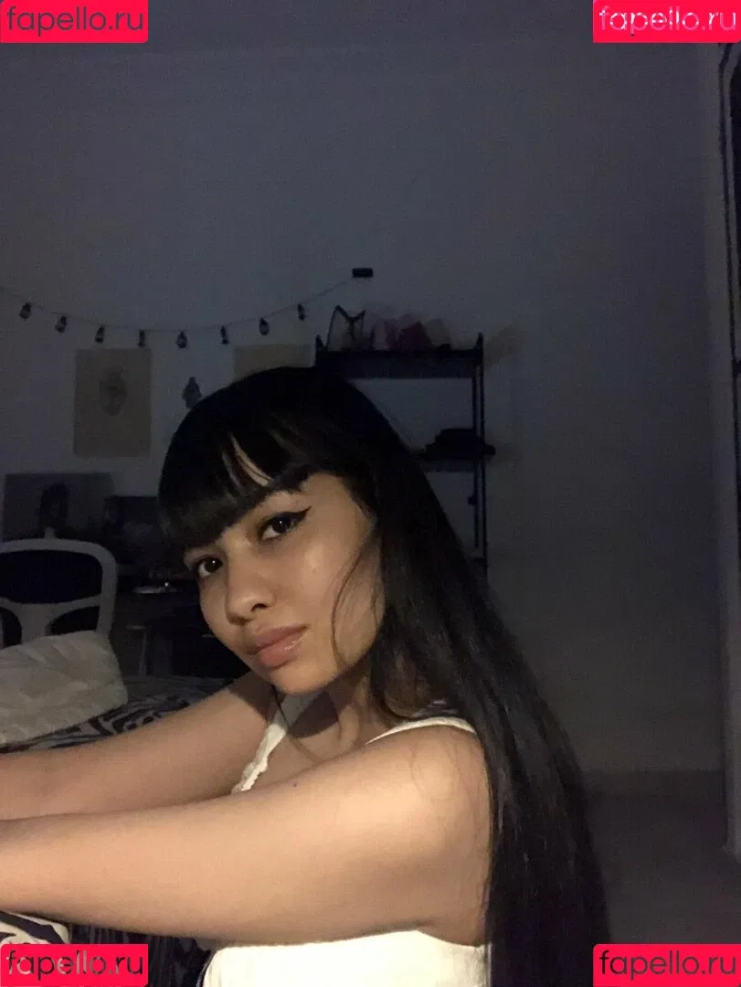 naomieve Onlyfans Photo Gallery 