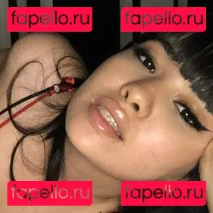 naomieve Onlyfans Photo Gallery 