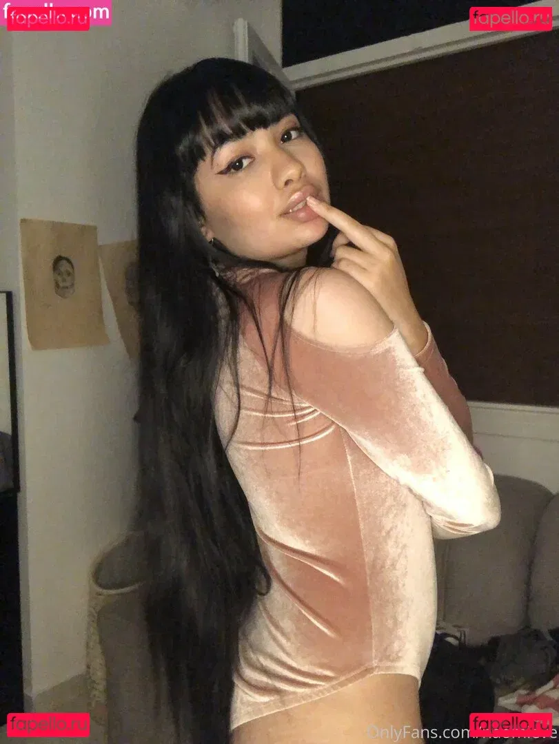 naomieve Onlyfans Photo Gallery 