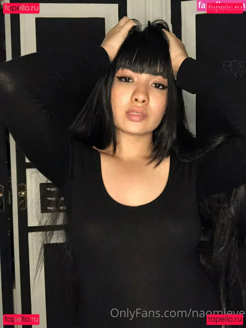 naomieve Onlyfans Photo Gallery 
