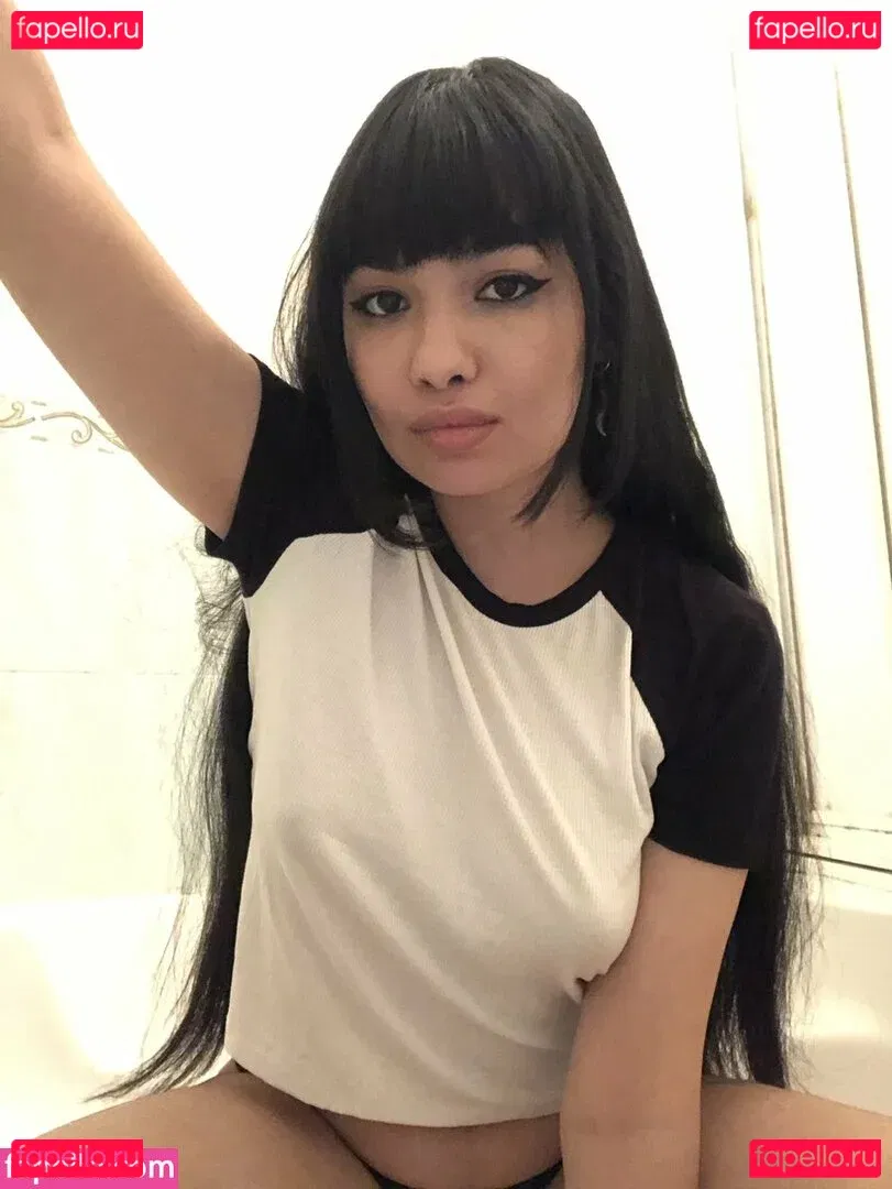 naomieve Onlyfans Photo Gallery 