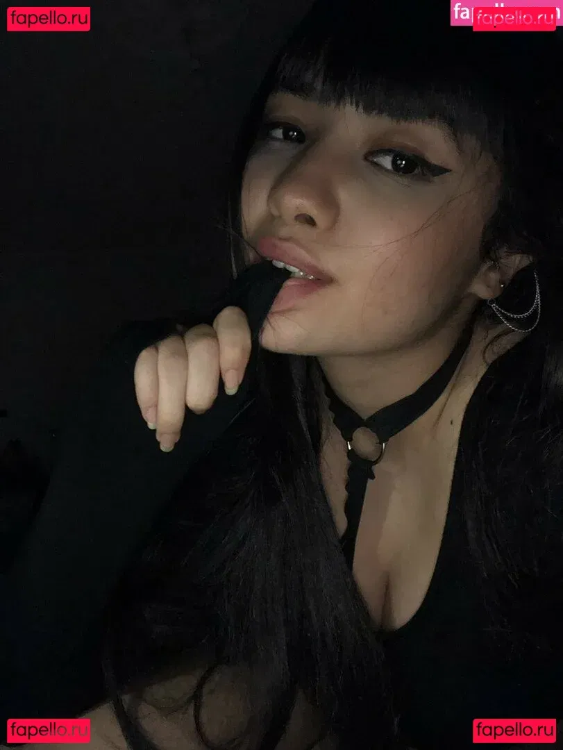 naomieve Onlyfans Photo Gallery 