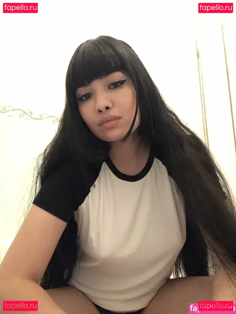 naomieve Onlyfans Photo Gallery 