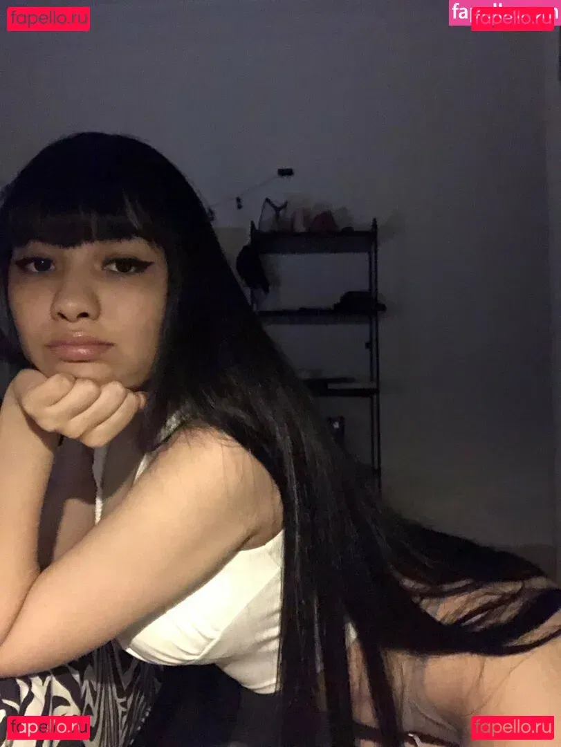 naomieve Onlyfans Photo Gallery 