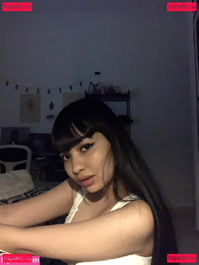 naomieve Onlyfans Photo Gallery 