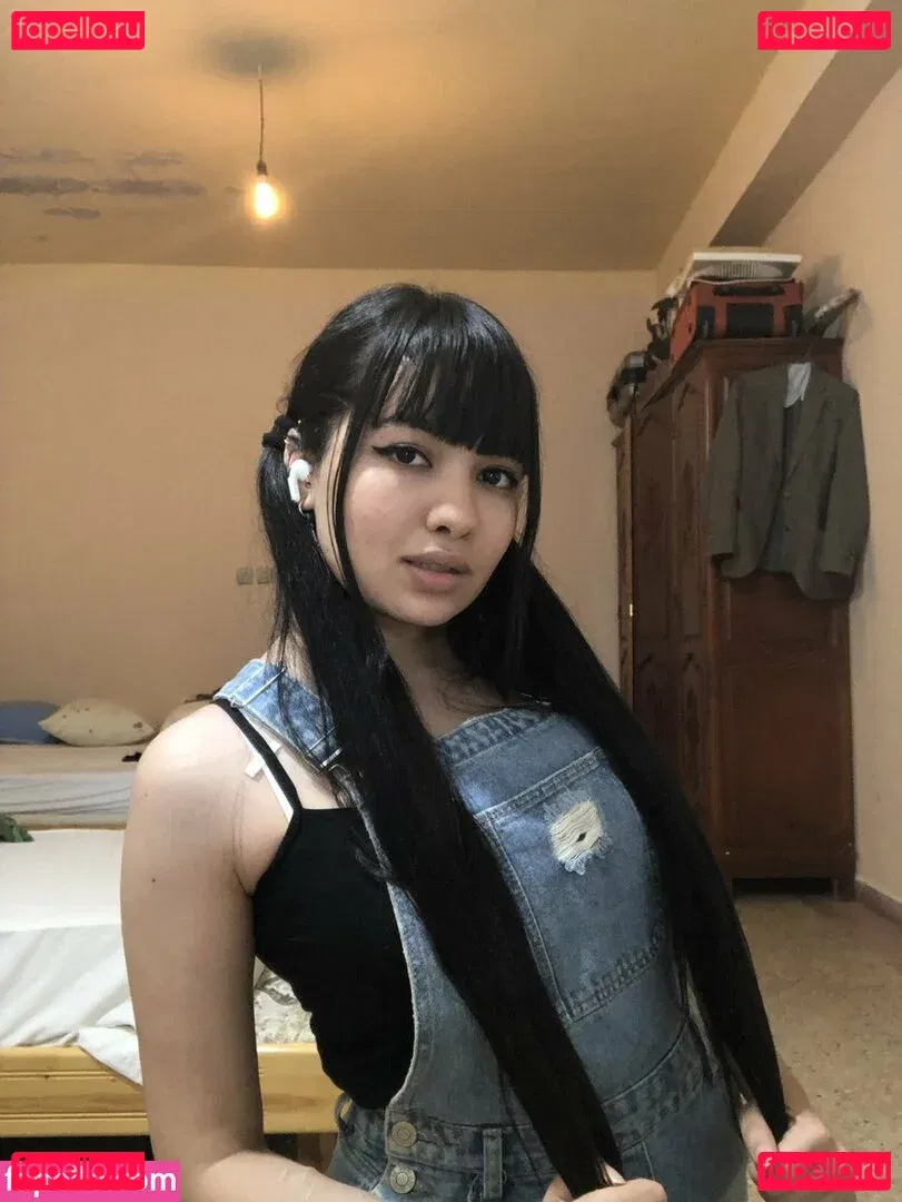 naomieve Onlyfans Photo Gallery 