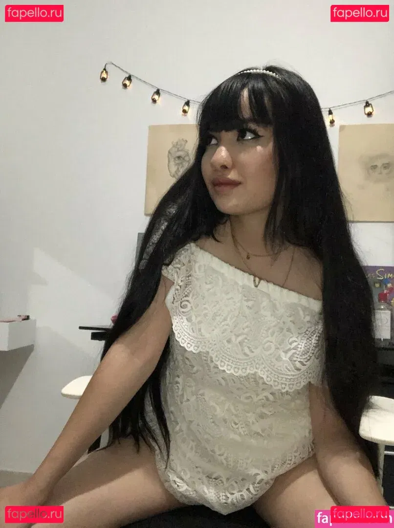 naomieve Onlyfans Photo Gallery 