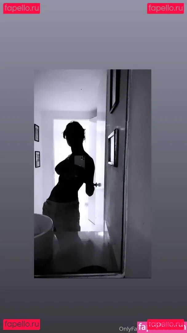 anybarone Onlyfans Photo Gallery 