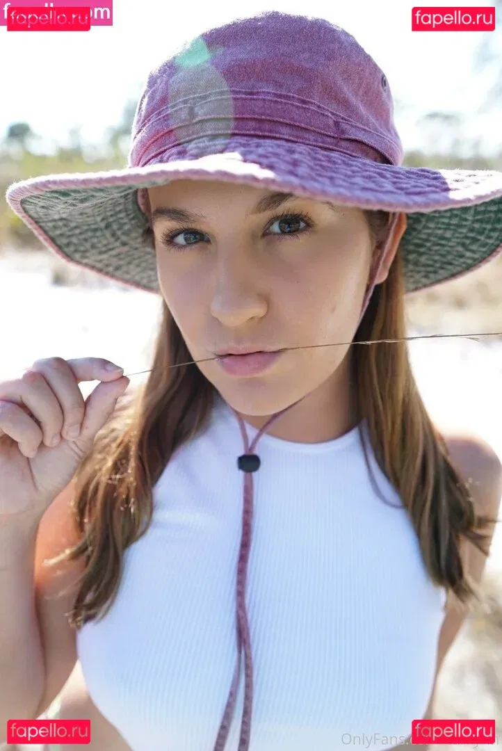 carilynn Onlyfans Photo Gallery 