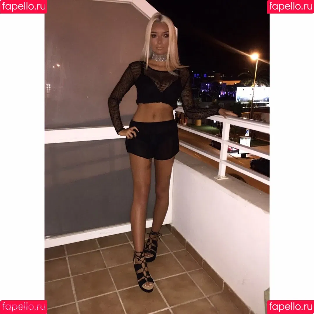 Lucy Cartlidge Onlyfans Photo Gallery 