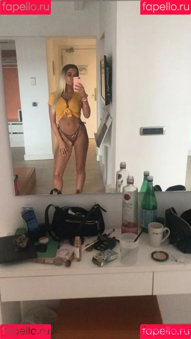 Lucy Cartlidge Onlyfans Photo Gallery 