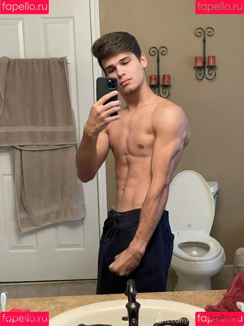coolestdude898 Onlyfans Photo Gallery 