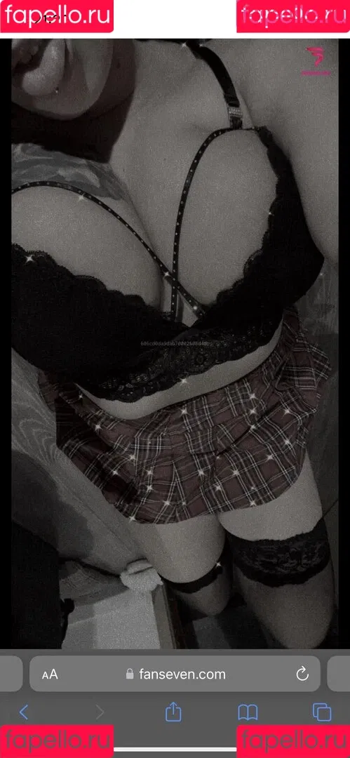 Van.sen Onlyfans Photo Gallery 