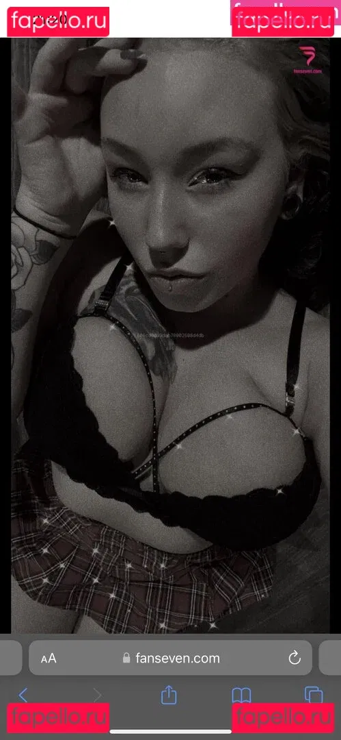 Van.sen Onlyfans Photo Gallery 