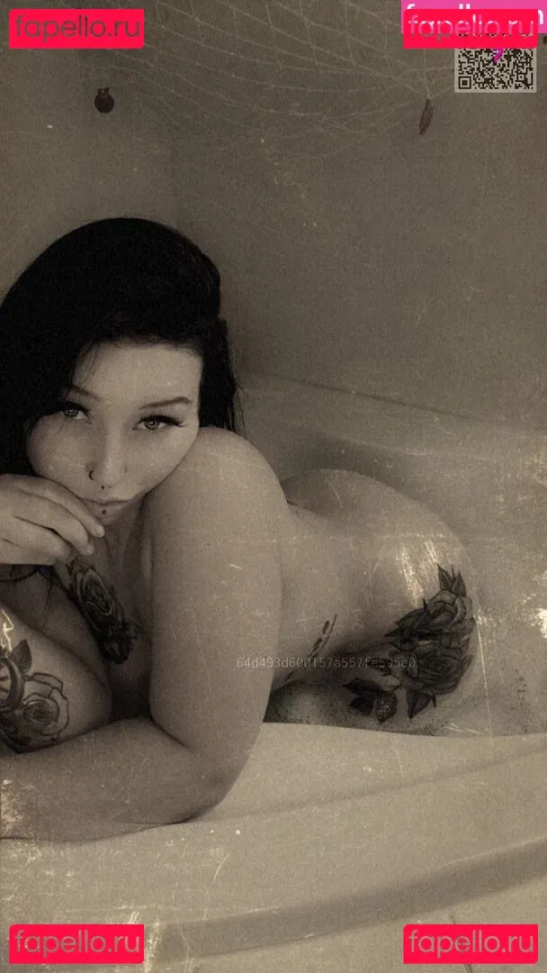 Van.sen Onlyfans Photo Gallery 