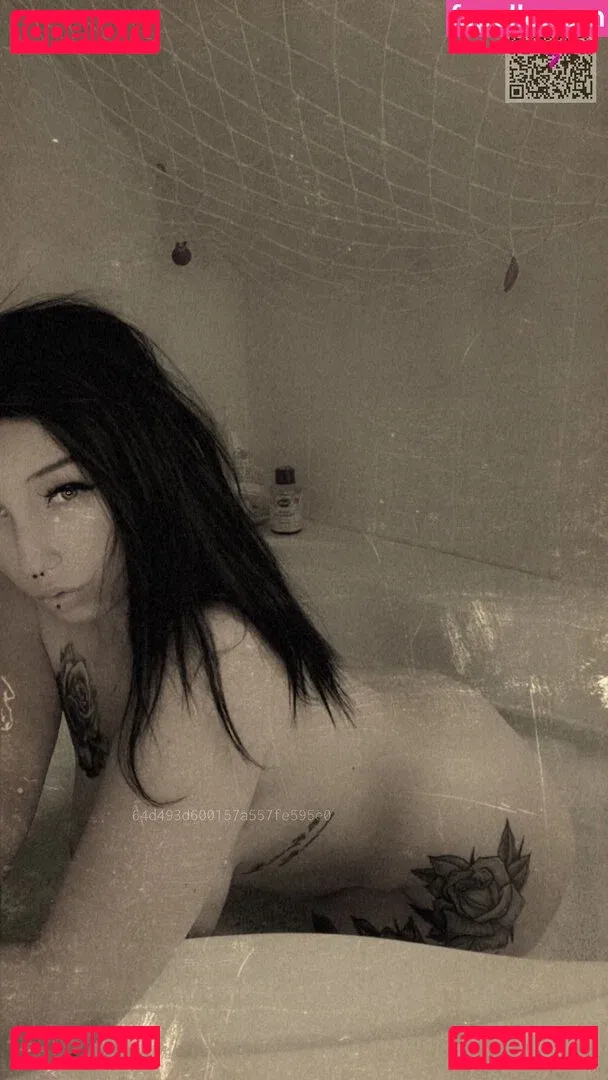 Van.sen Onlyfans Photo Gallery 