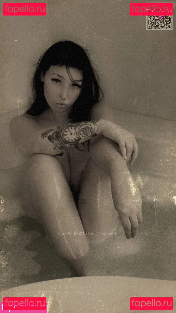 Van.sen Onlyfans Photo Gallery 