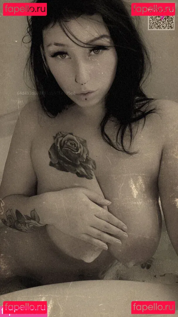 Van.sen Onlyfans Photo Gallery 