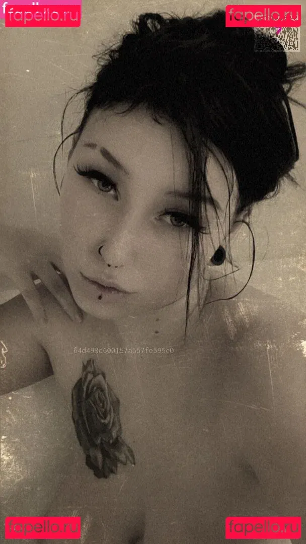 Van.sen Onlyfans Photo Gallery 